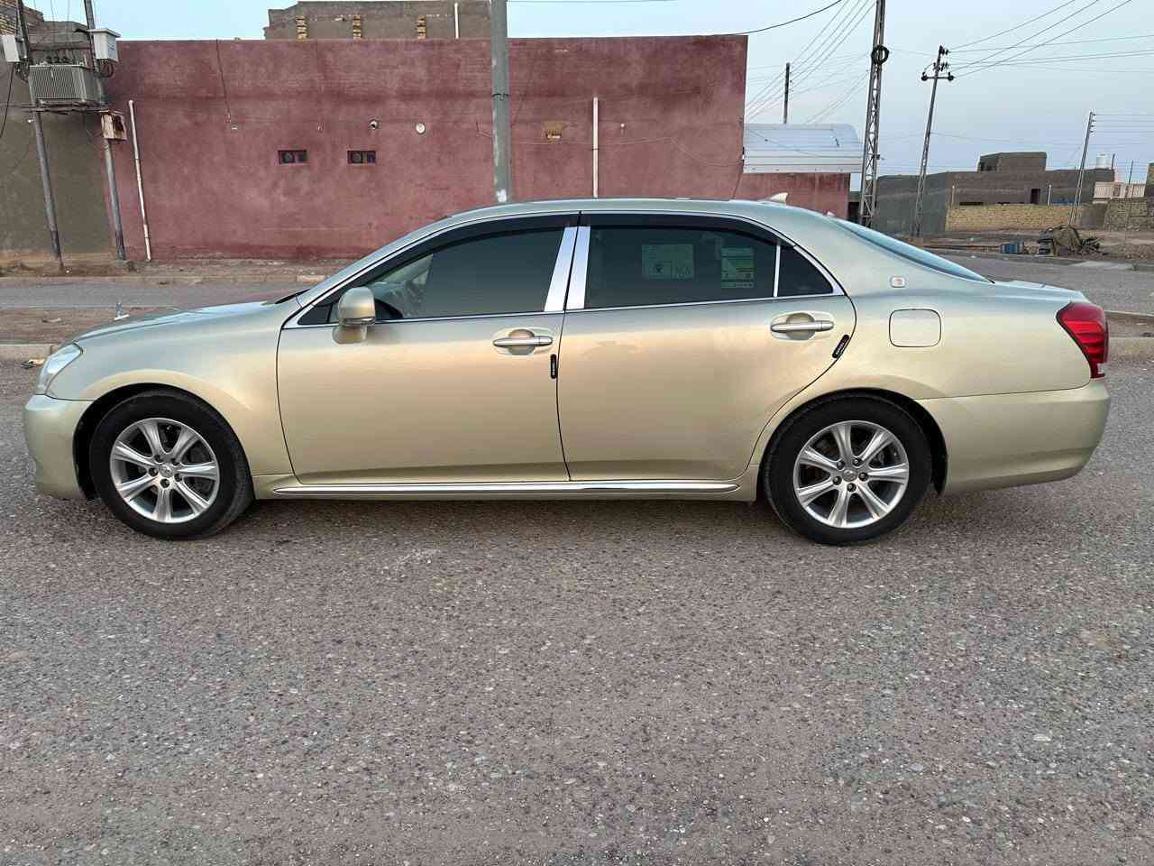 ماجسته ادوات كصت جنطه دخول جديد
     سياره مااماشيه (سياره كارتون)
     موديل 2012 محرك 8
حداديه تايرات جددد           
 تبريد ثلج بردات 3
ستيرن كهربائي كشنات كهربائيه
شفط بيبان شفط مرايات بيهن كامرات صندوك كامره
بعد بيه هواي مواصفات جاهزه سياره مابيه ايي نقص 
    السعر48
 المكان سياره العماره      تصل ***********
