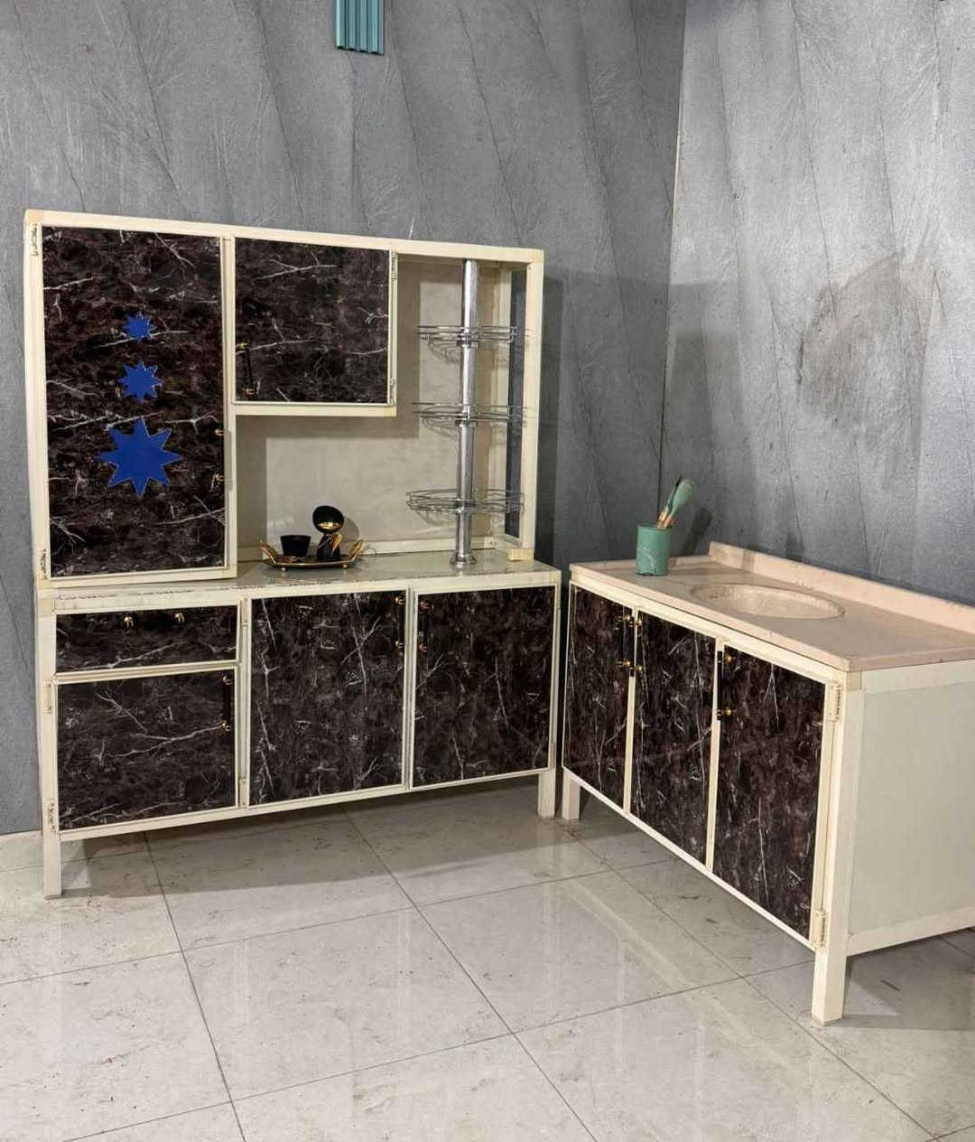 كاونتر. متر ونص 
أبو سلة.  
السنك متر وعشرين
المرمر صناعي 

السعر 240 الف 

التوصيل 🚚🚚🚚
داخل بغداد  اطراف مجاني 
  يوجد توصيل للمحافظات 
3 بغداد, العراق


**إذا كنت صاحب هذا الإعلان وتريد حذفه لأي سبب، رجاءا أرسل رسالة إلى الدعم الفني**