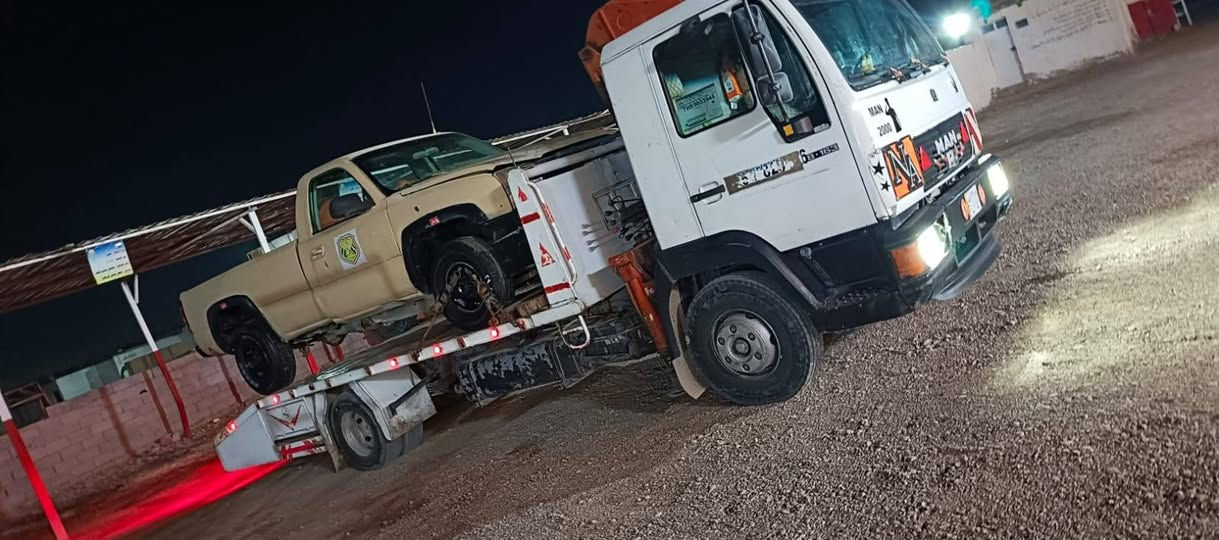 كرين للبيع موديل 2000MAN سيارة جاهزة كرينها 3400تلاثة سلايت سيارة حلوة***********
