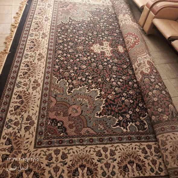 السلام عليكم زوالي للبيع ثنين قياس 5/4 و وحده قياس 4/4 السعر 150وبيه مجال مكاني الحبانيه الاسبانيه
