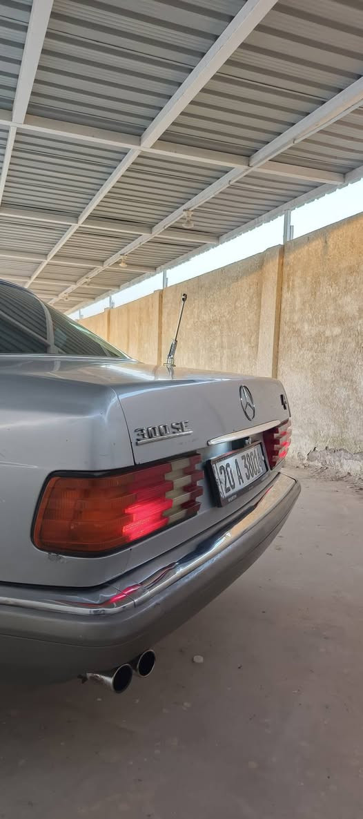 السلام عليكم
مارسدس جانبو300
VVT3000
تبريد
تدفئه
اكسل صدر كله جديد
ممصبوغه بلاد بيه رشات قليله 
64 وبيه مجال لطيبين 
***********
