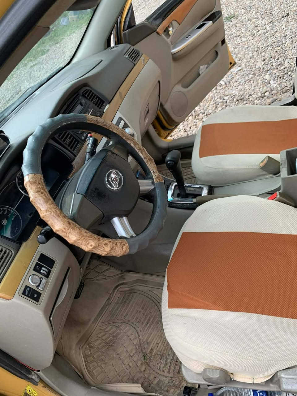 ليفان 2011 للبيع محرك وكير كورلا اوتو سنوية جديدة اباسمنا
***********
