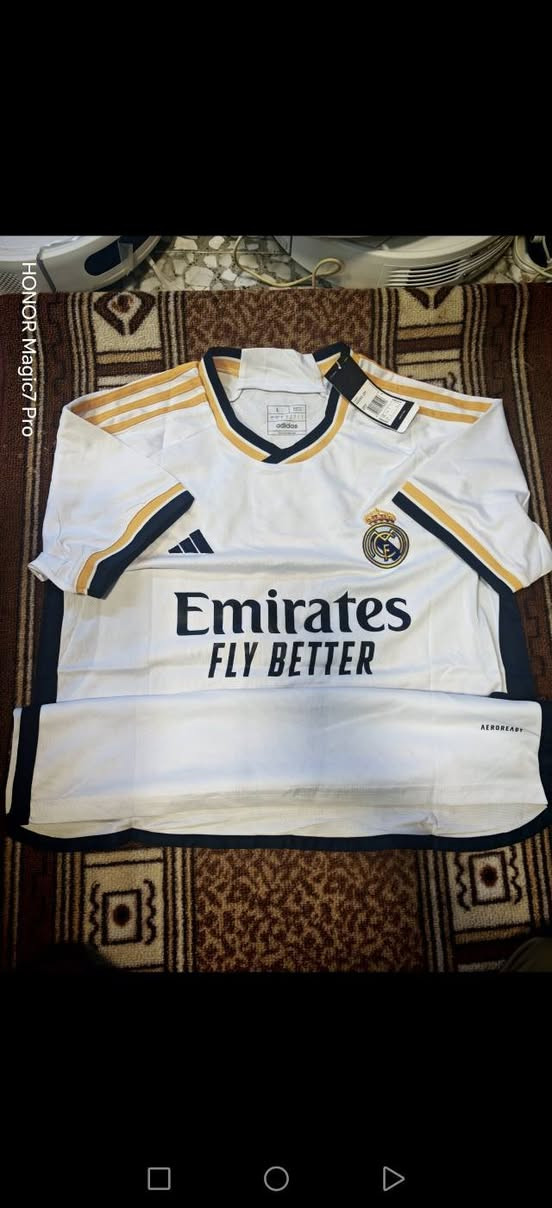 بومه اديداس ونايكي شرط اضبط من الوكاله قماش فول والله الصورة ضالمتهن ٣٠ قطعه بدون شورت مابيهن ولادي اخوان الموصيني بدون زعل مزاد عله سعر ابيع


**إذا كنت صاحب هذا الإعلان وتريد حذفه لأي سبب، رجاءا أرسل رسالة إلى الدعم الفني**