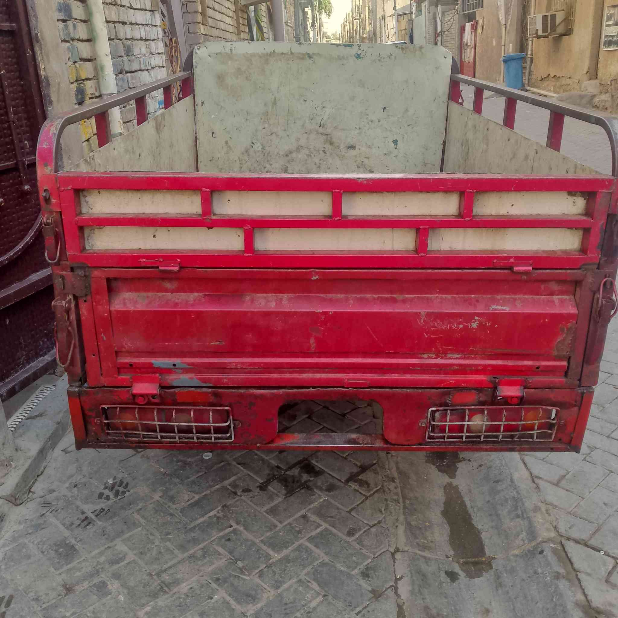 ستوته للبيع دايوان اي نقص مابيهه نضيفه السعر 800وبيهه مجال خابرني‏‪***********‬‏وتدلل مستعجل عله بيعتهه المكان بغداد مدينه
