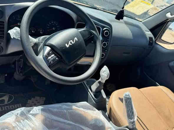 السلام كليكم
للبيع كيا بنكو 2025 للبيع ماشيه 15 الف 

فول موصفات جامه خلفيه سلايت تغليف بدي 

دعاميه خلفيه سبيدارت رقم بغداد السعر 130 وبيه مجال  وبيه مجال 

*********** الرقم التواصل .
