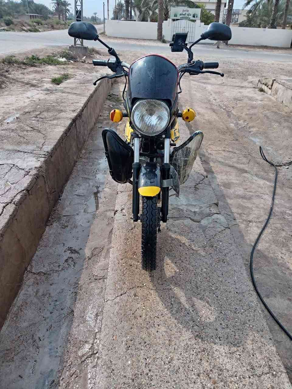 السلام عليكم دراجة بوكسر موديل 2019 مرقمة رقم ديالى تحويل ثاني يوم المكان المرادية خلف جامعة ديالى للاستفسار الاتصال على الرقم***********

