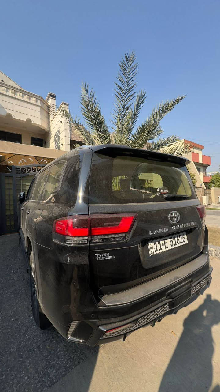 Vxr بريم 2023
السياره ماشيه 40 الف كيلو
السياره مغلفه كامل ضمان عشر سنين
السياره بيه رصعه بالجاملغ الخلفي ومسحوبه pdr
السياره بريم اصل مو شركات
داتا شو 
تدفئه وتبريد كراسي امامي خلفي
كراسي كهرباء
تحديد مسار 
رادارات 360
حساسات 360
كامرات 360
وبعد مواصفات الvxr
معروفه
رقم بغداد السياره بأسمي 
السعر 77 $الف وبيها مجال 
*********** بغداد, العراق
