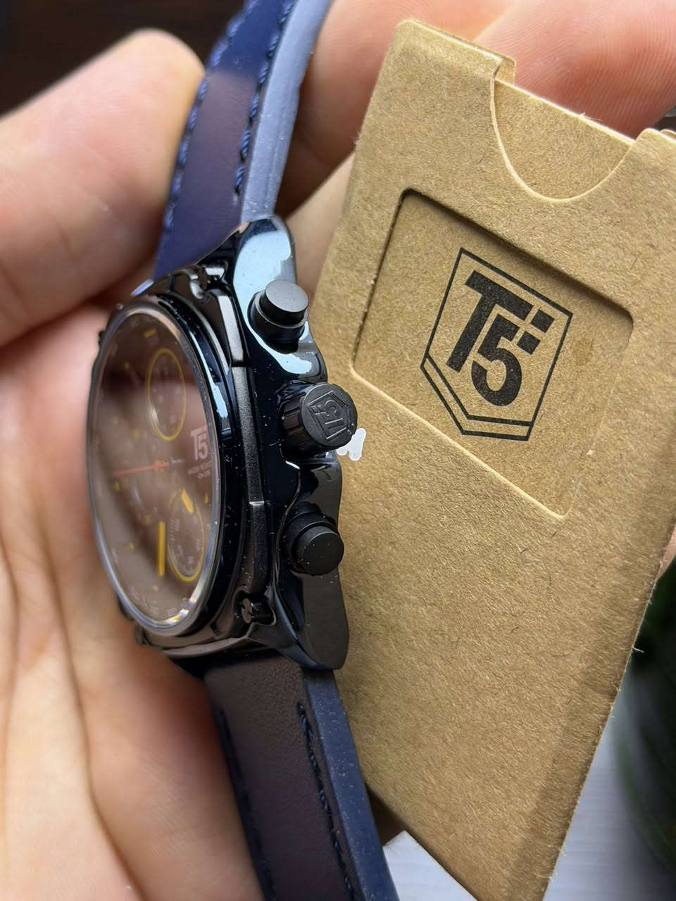 ‭‬
T5 

اصلي ماكنة ياباني 

كاملة المرفقات ( علبة مميزة + كرنتي )

سير جلد اصلي 

نافذ شهري 

سناتر شغالة 

سنتر ثواني منفصل 

ارقام واميال لامينوس فسفوري 

ستانلس ستيل 

مقاومة للماء 30 متر 

35 الف على اول تم


**إذا كنت صاحب هذا الإعلان وتريد حذفه لأي سبب، رجاءا أرسل رسالة إلى الدعم الفني**