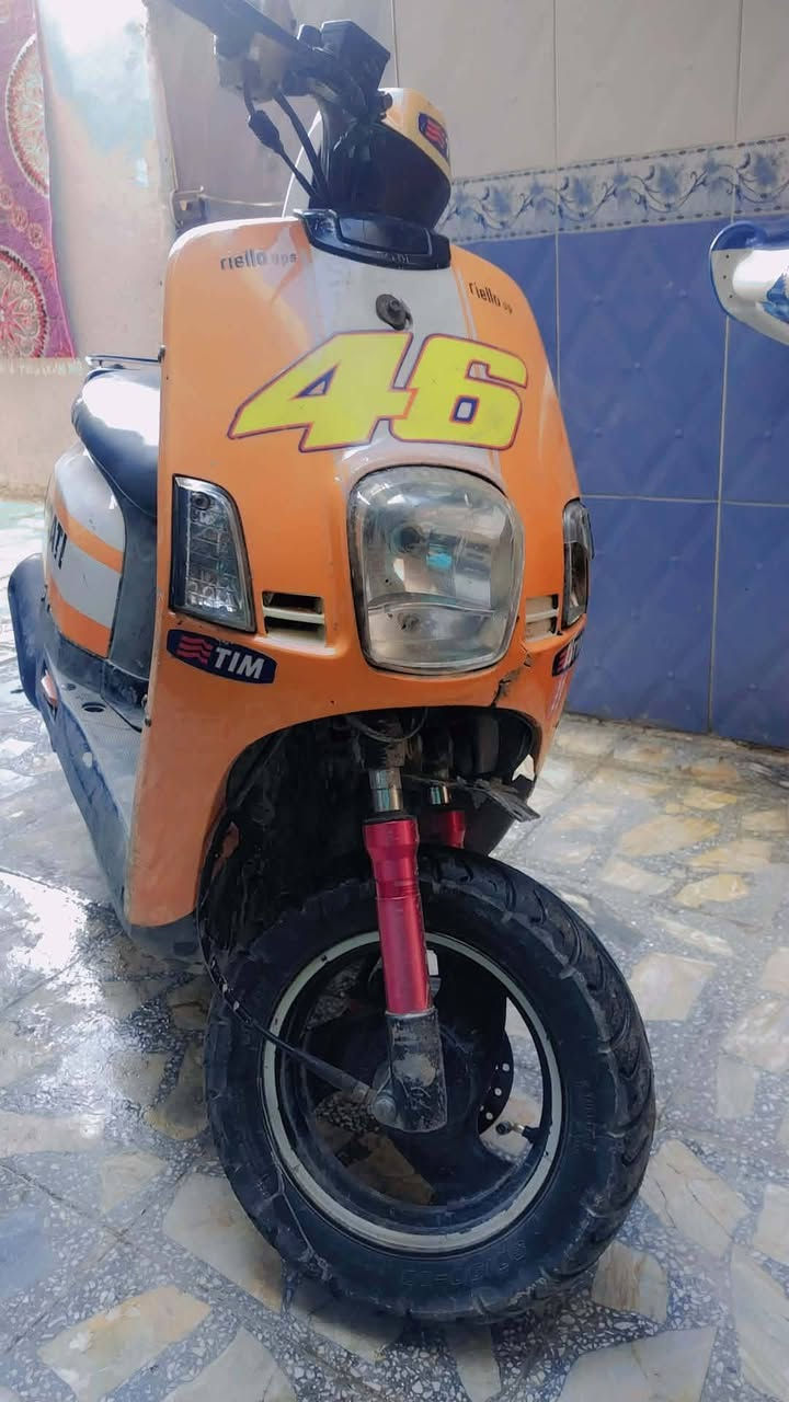 السلام عليكم دراجة بوليس نقص بس جاملك دراجة مكينة ناعمة سلف هندر 400 وبيها مجال ***********
