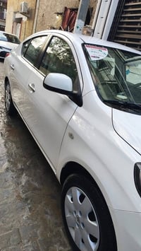 نيسان سني هندي بليتة زركة موديل ٢٠٢٤  رقم بغداد اكليزي رقمها حلو كلش ج...