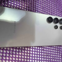 Samsung S24 ultra 256GB  رام12 نضيف كلش  سعره 975 07713892001