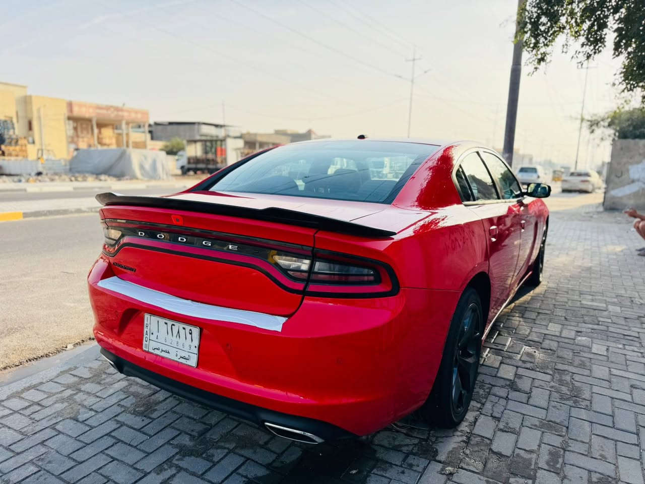 سلام عليكم من رخصت الادمن المحترم
جارجر موديل 2018
وارد اكندي  كفاله عامه 
جاهزه للخير 
مكينه كير كفاله
المسافة المقطوعة 90 m
حجم المحرك 3600
مواصفات بلاك ترب
* داخل اسود
* كامره خلفيه
* مصابيح امامية زنون مع بلوجكتر LED .
* ويل قياس20 .انج
* شاشه كبيرة مع نظام ملاحة نفكيشن GPS .
* مقاعد أمامية كهربائية
* مقاعد أمامية  وتدفئة .
* تشغيل عن بعد . .
* محدد سرعة . .
* كاميرا خلفية دوارة.
* ⁠حساس خلفي
* مرايا  ترحيب متحسسة للاضاءة
* دخول ذكي (بصمة) .
مكان السيارة البصره 
للاستفسار عن السعر واي تفاصيل اخرئ الاتصال متوفر واتساب
***********
