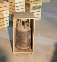 كفر قنينة MDF • ٧٠ سم • ألوان حسب الطلب