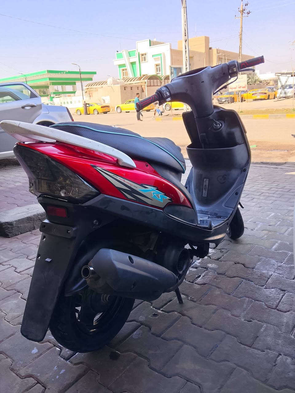 ماكس عدله للبيع سعرها 650 وبيها مجال قليل
دراجه مكينتها بلاد برغي ممفتوح بيها 
كهربائيات كلها شغاله 
شلعه معدل شك الكاع 
نقصها فقط عينه 
شراي ***********
