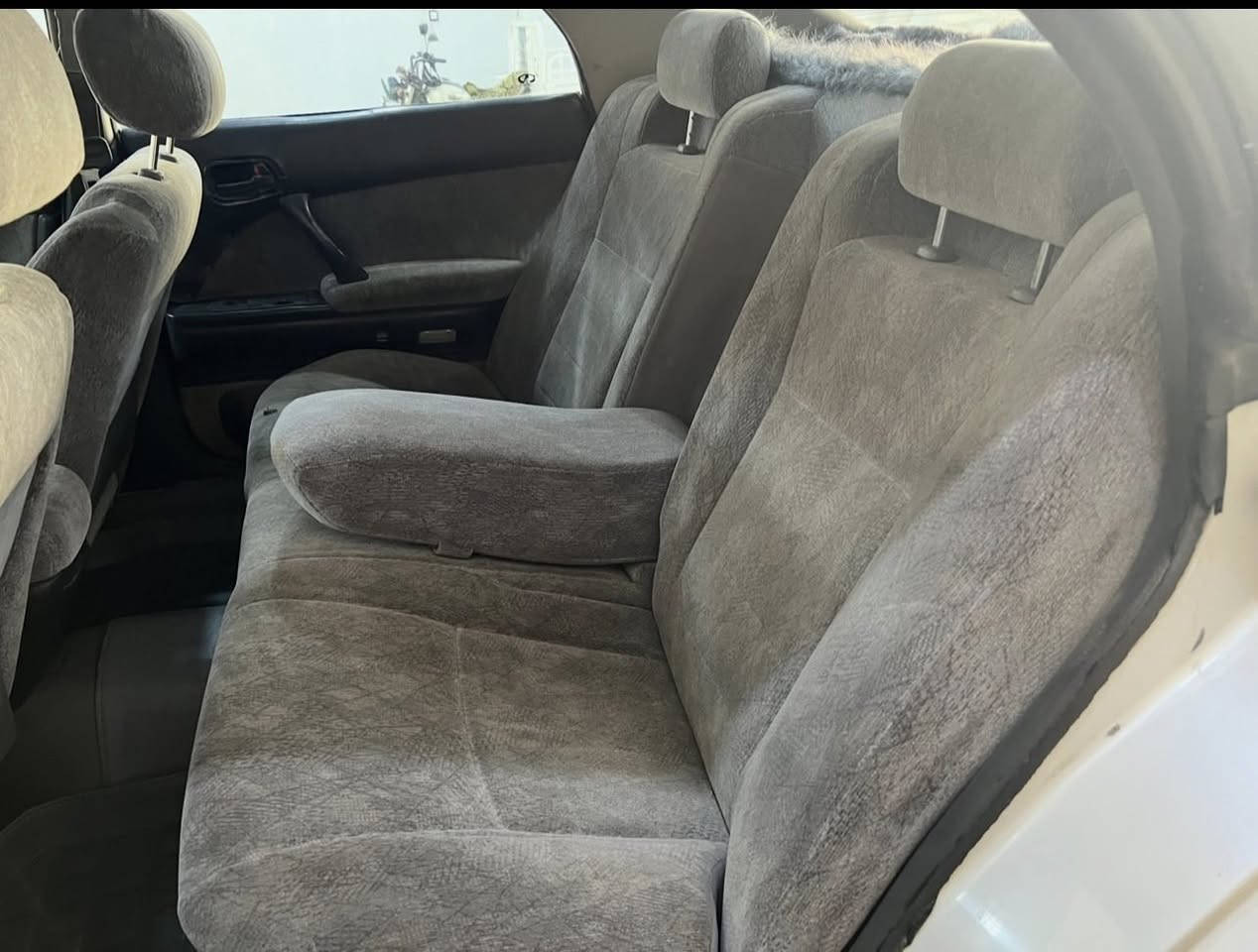 السلام عليكم
بطة للبيع منفصل ١٩٩٣

أبيض صدفي ( لؤلؤي ) بإسمي سنوية لل٢٩ رقم انكليزي أنبار مشروع وطني 

سيارة جاهزة للأخير مابيهه شي …..

المكان سوق الشيوخ السعر خاص 

***********

***********
