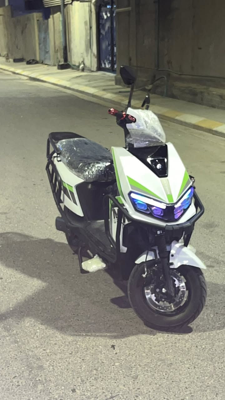 بيع فقط

دراجة سكنس موديل(25)

​⚡ المواصفات والخصائص:

​البطاريات: عدد 6، قراءة الفولتية كاملة (كلهن يقرن 10) والكهربائيات كلها شغالة 100% بشرط الفحص.

​النظام الذكي: تشغيل عن بعد (ريموت كونترول) ⚡

​الحماية: نظام مانع سرقة متكامل 🔒

​الإضاءة: إشارات ضوئية + زينون (عالي / ناصي) أصلية وكاملة.

​الملحقات:

​شاحنة الدراجة الأصلية (أم العداد الالكترونية).

​بصمات عدد 2 مع السويجات الكاملة للدراجة.

​سعر 680وبيها مجال

​مكان التواجد: الفلوجة

للتواصل 
***********
