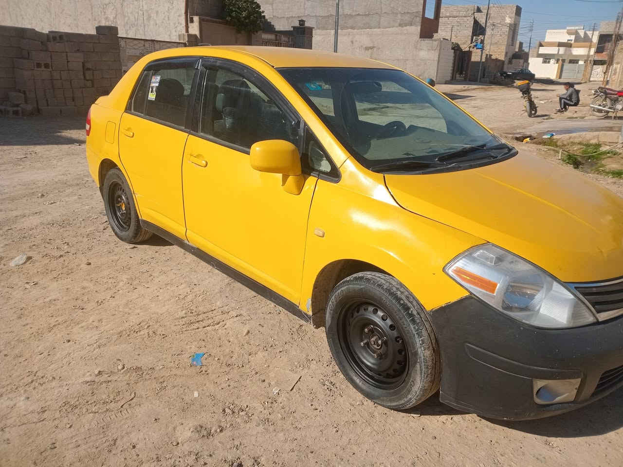 نيسان تيدا ٢٠٠٨ سيارة جاهزة السعر ٦١ وبيه مجال للاتصال ***********
