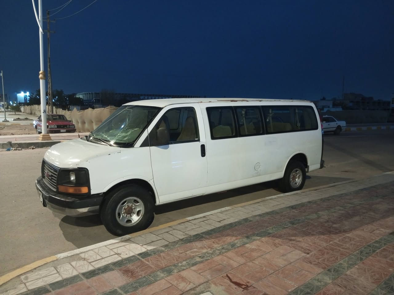 السلام عليكم سفانا موديل 98 رقم بغداد اجره مالكها بالناصريه كير مكينه حداده تايرات بدي كفاله غرفه حلوه جام كهربائي بسعر سمند 50 وبيها مجال ***********
