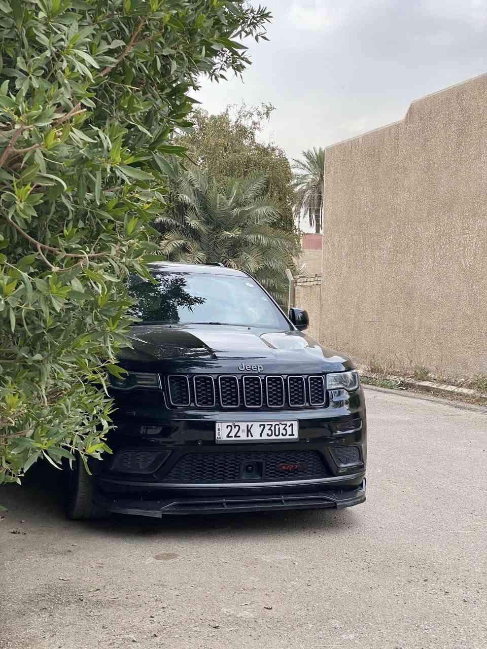 Jeep Grand cheroke limited X sport
نسخه المميزه السنويه X SPORT
موديل ٢٠٢٠
ماشيه ٩٣ فقط
حادثها بابين مبدلات بامريكا اصليات
كفاله عامه للكير والمكينه السياره جديده مال جناي
مصروف عليها واي نقص ما بيها ابدا
ما اطولها عليكم صورها موجوده بلمنشور هي صور تسولف 
فول مواصفات للاخير من بانوراما للرادار ١/١
السعر 300$ ثلاث دفاتر وبيها مجال للطيبين 
رقم هاتف للاستفسار 
***********
متواجد فقط ع واتساب والرقم حصرا.

