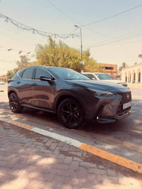 لكزس NX350 هايبرد 2025 دفع رباعي – فول مواصفات للبيع لكزس NX350 هايبرد...