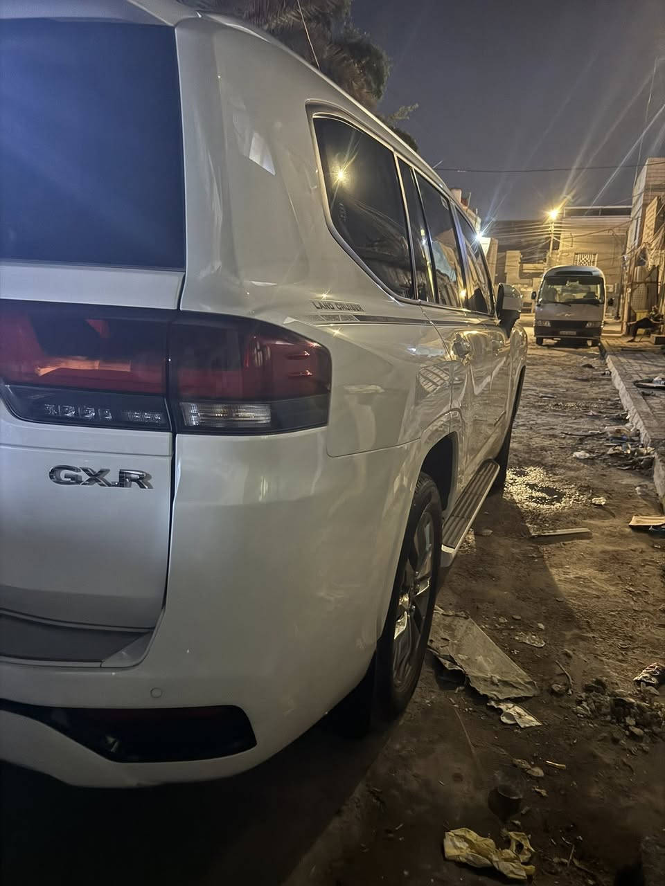 السلام عليكم 
لاند كروز البيع 
2024
ماشيه 16الف 
وسعرها 735ورقه وبيها مجال
العنوان البصره 
رقم الهاتف ***********
