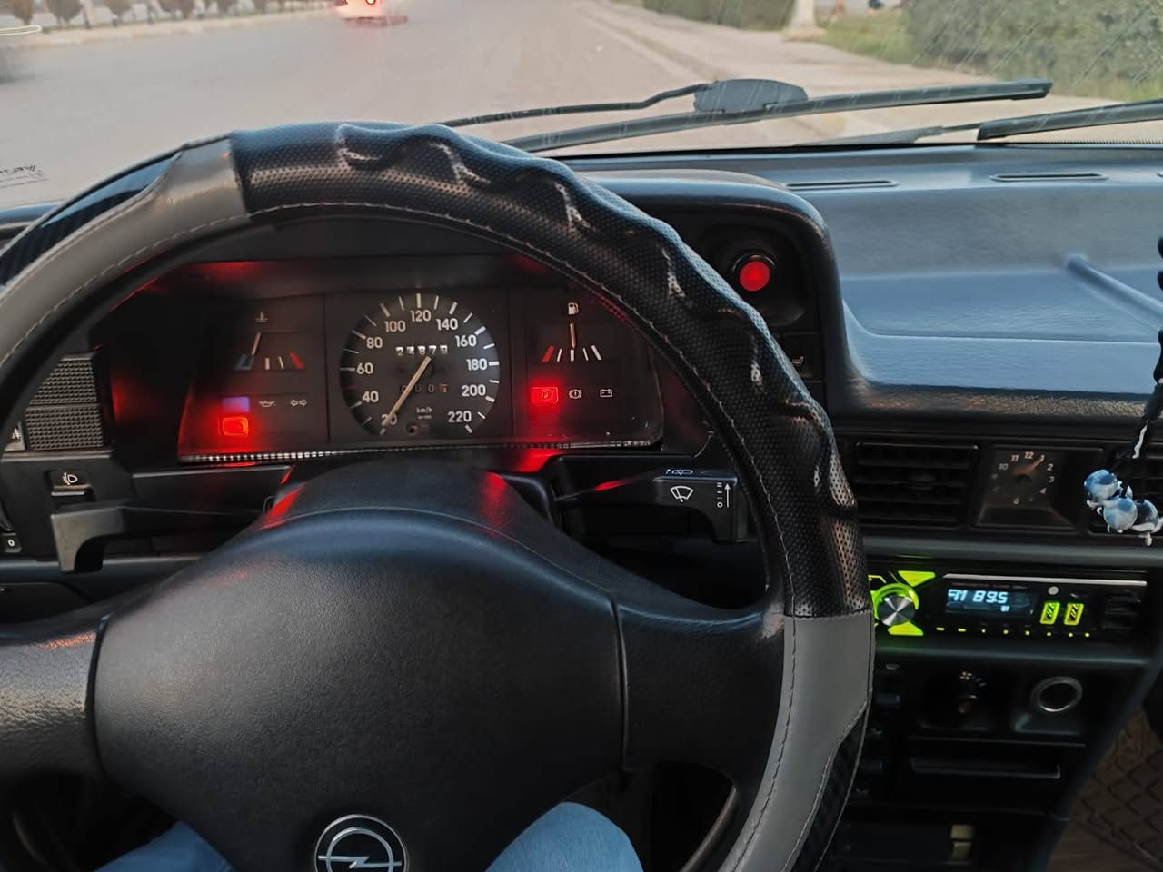 كاديت 91 كير اوتوماتيك سترين بور كوبون بنزين سلايت
 بيها جملغ مبدل اصلي 
محرك كير شرط موصل, نينوى


**إذا كنت صاحب هذا الإعلان وتريد حذفه لأي سبب، رجاءا أرسل رسالة إلى الدعم الفني**