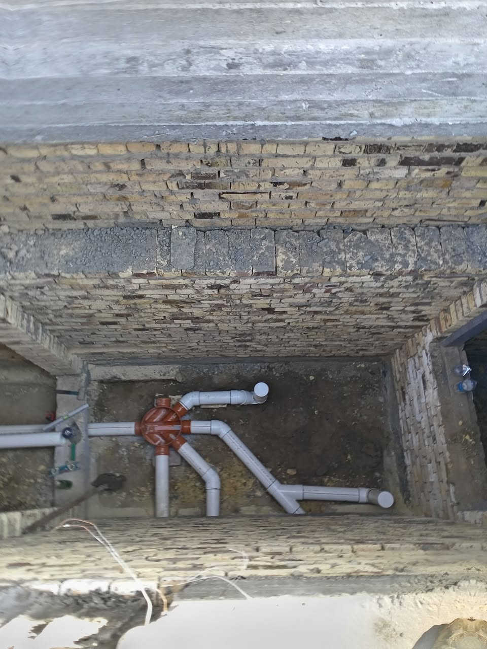 10 صور لأحد مواقعنا في الديوانيه التقيه من ماي ومجاري تقطير السبالت منظومه ارظه بواري غاز كهرباء كادر ابو عبدالله البديري ***********  ***********
