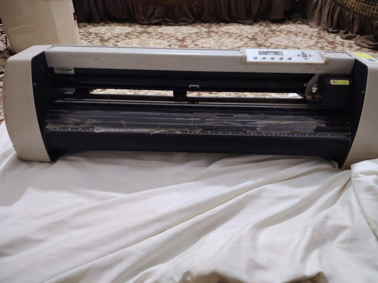 سلام عليكم طابعه للبيع جديده ما مستعمله هواي الاستفسار ***********
