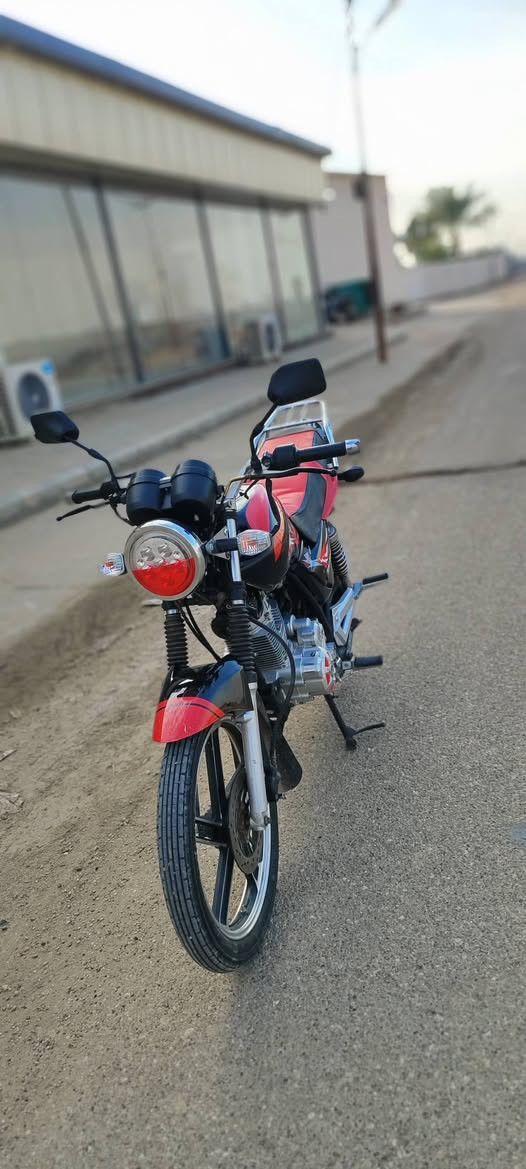 ياالله دراجه هيوشه مسجل سنويه للبيع موديل2022 السعر 1275وبي مجال محرك ما ممدود عليه صبانه المكان الرمادي الجزيره البريشه هاذ رقمي للتواصل *********** مو شراي لا تعبني ولا اتعبك
