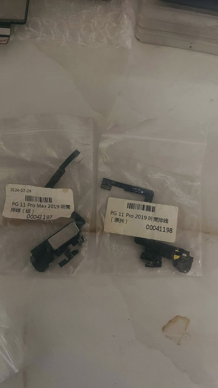 شاشه مال اكس ماكس وشاشه مال الاكس العادي وبطاريه مال اكس آر وبطاريه 11برو و13عادي و14عادي وضهر مال 12برو ماكس
وضهر اكس ماكس
ويوجد أجهزه ثنين شغالات فقط يرادلهن شاشه
السعر خاص


**إذا كنت صاحب هذا الإعلان وتريد حذفه لأي سبب، رجاءا أرسل رسالة إلى الدعم الفني**