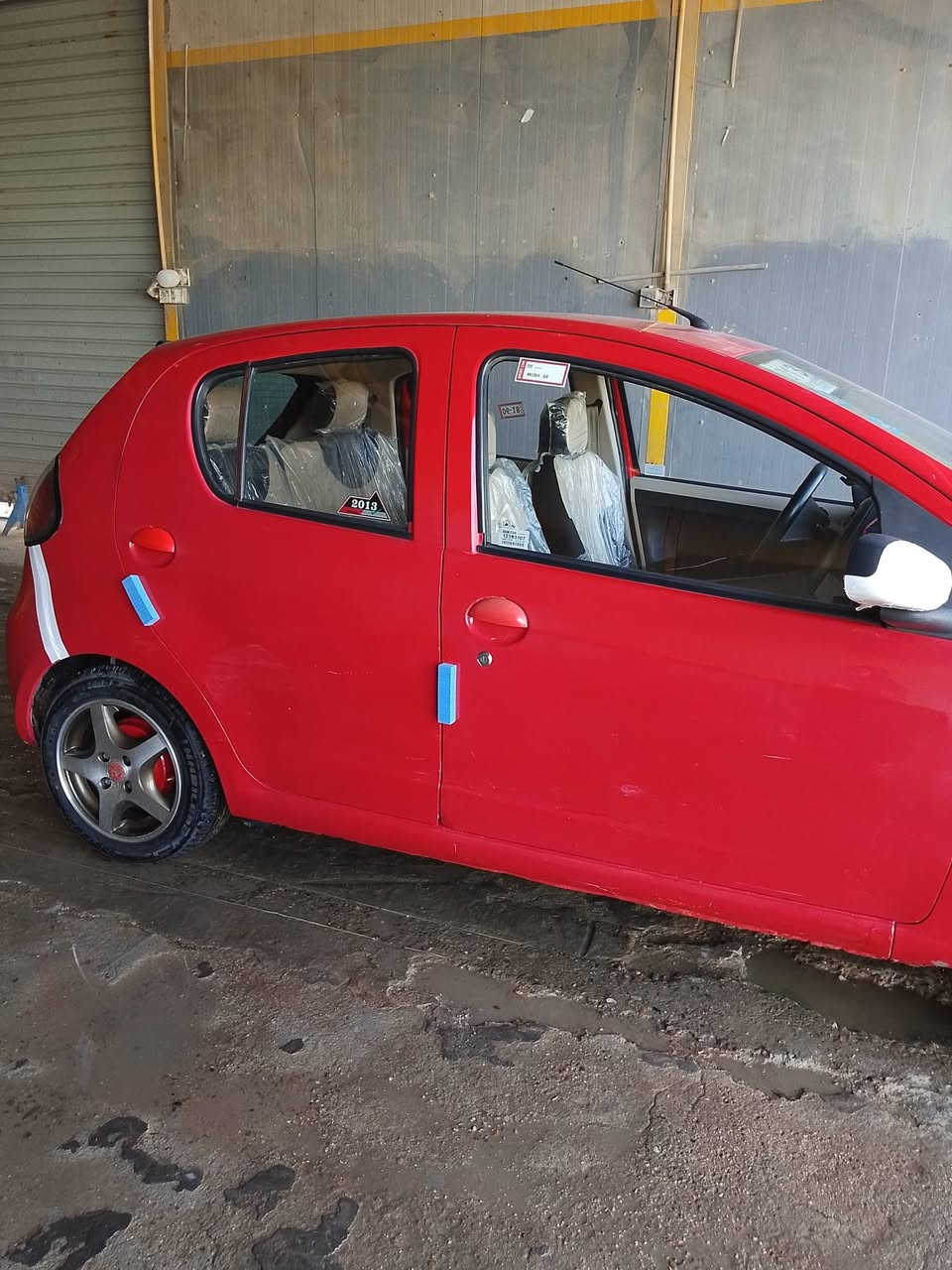 سياره بانده2013 مكفوله كير محرك مكينه ومن الضربه شاشه تبريد  كشنات تايرت جدد سياره اعله من البانده لعاديه
مشيها نضيف ادامه عليها دايمن البيع مستعجله سبب سفر سعر 55 ***********
