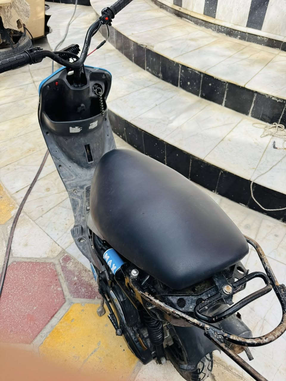 يالله سلام عليكم
دراجه فجمه للبيع نضيف مفتوحه مره وحده للتزويد الدراجه صوتها ما ينسمع خفيفه النظافه كدام عينك نظيفه  كلش دراجه من الطول لطول بلاديه مكاني المدينه أم الشويج  السعر 550 و بيها مجال 

التواصل.***********

 771 435 9137
واتساب شغال و ماسنجر شغال
