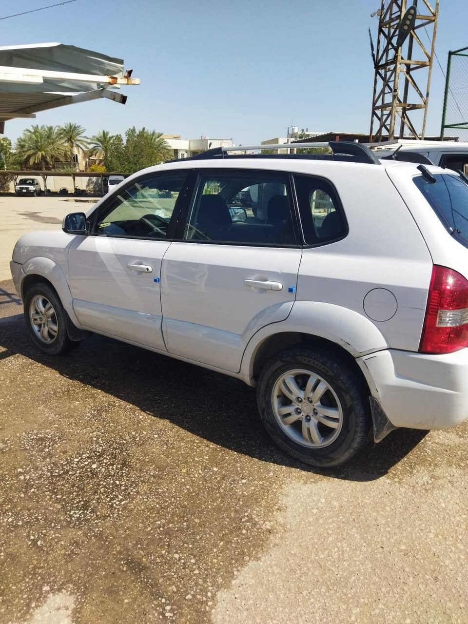 توسان ٢٠٠٨ خليجي بيها طخه بطرف الجاملغ بأسمي سنويه جديده لغاية ٢٠٢٩ محرك وكير وصدر جاهزات مكاني كربلاء ***********.السعر 110
