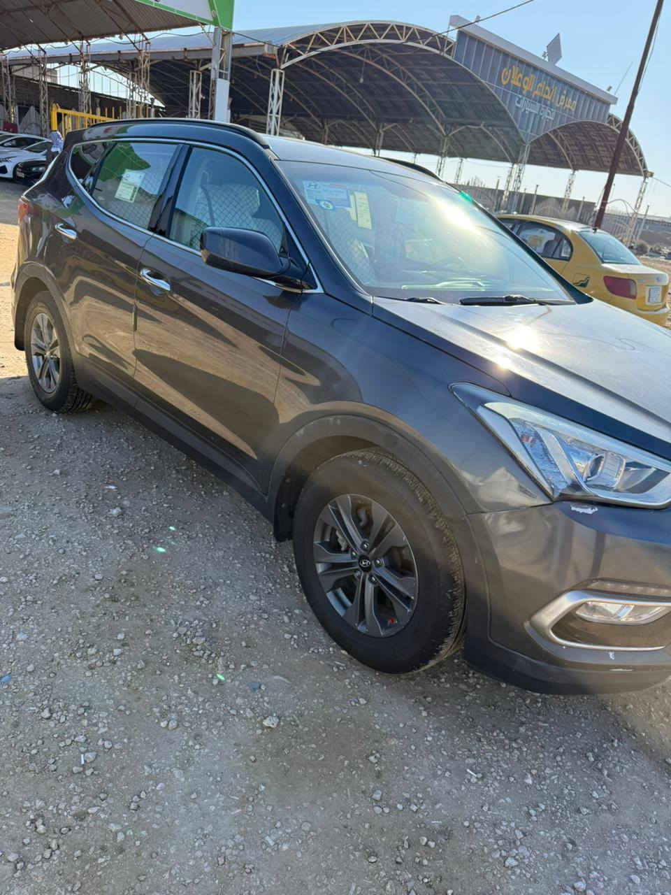 سنتافي 
مديل 2018
حادثها واضحه رشت صبغ فقط ولسونار موجود بل منشور
مكينه 2400 مكينه كير حداديه تخم تاير تبريد كله جاهز كلش جديده
رقم مثنئ بسمي مداور ثانيوم
مكانها السماوه الرميثه
السعر 155
***********
