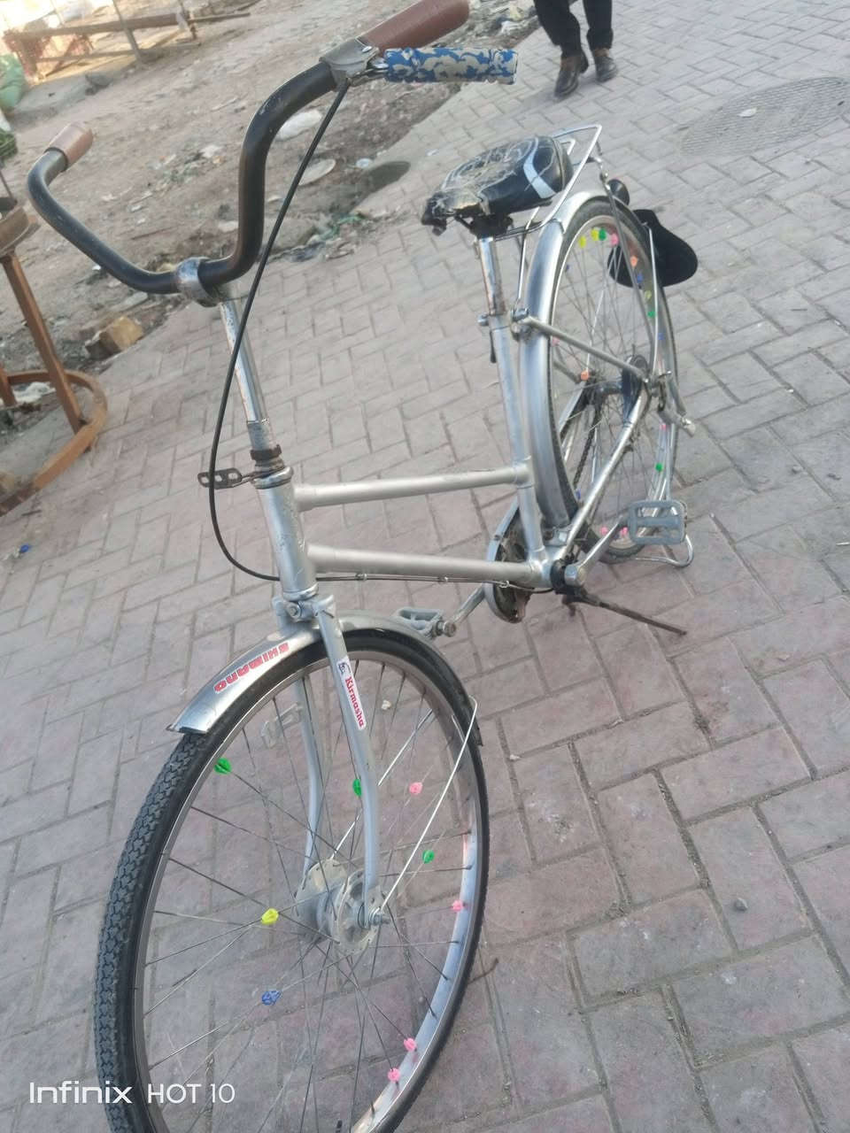 السلام عليكم من رخصت الادمن وافق على المنشور 🌹 بايسكل البيع حجم 26 ياباني بي ختم ال بايسكل نضيف بريك ابو صفاره بي 
بس ويل حساس داينمو سعره 55الف وبي مجال الشراي يجي خاص 🌹 عنواني بغداد مدينه الصدر ورفلي


**إذا كنت صاحب هذا الإعلان وتريد حذفه لأي سبب، رجاءا أرسل رسالة إلى الدعم الفني**