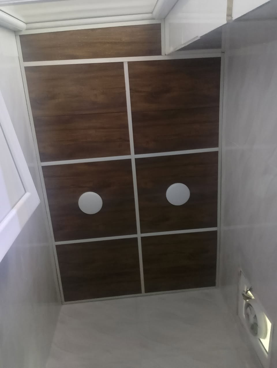 🛑أعلان🛑
أحدث الديكورات #العصرية 😍
تغليف واجهات 
سقوف ثانويه 
تغليف جدران
بديل الرخام 
بديل الخشب
تغليف BDS
بديل الشيبورد 
تغليف الدرج والارضية بالباركية
لكافة المنازل والمحال التجاريه
يوجد لدينا فنيين اختصاص كهرباء 💡
ونصب منظومة كاميرات 📹
وبأسعار تنافسية💵💸
للاستفسار اكثر مراسلة الصفحة 💌
او الاتصال بنا على الرقم 
***********
اتصال ☎️او اتساب 📬
