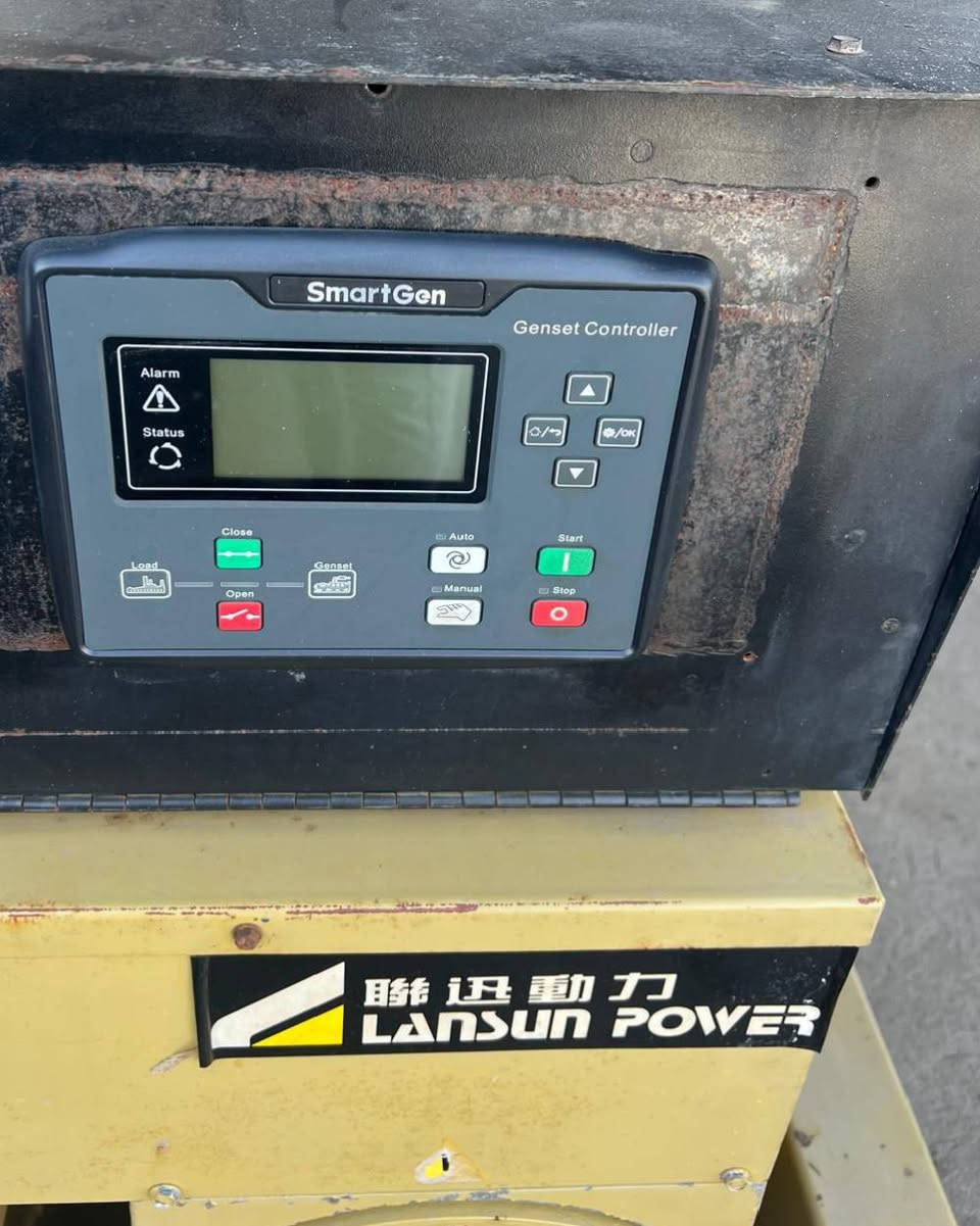 سلام عليكم للبيع مولده بلادي أوربي نوع افيكو ثلاثة سلندر شاشه اوتو 30 كيفي سعر اتصال على رقم ***********
***********
