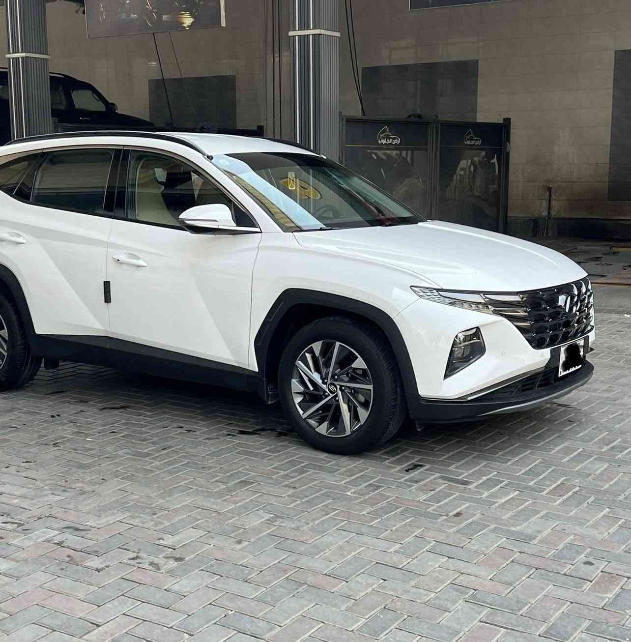 السلام عليكم
توسان خليجي 2023 ماشية 42 رقم بغداد السيارة نظيفة جداً بيهة صبغ المكان الي مأشر بالصور بين الباب والجاملغ وبيهة بارد بنفس الباب والباب الخلفية سعرهة 200 ورقة مكاني بغداد للاستفسار  
*********** 
مكلف بالنشر …….
