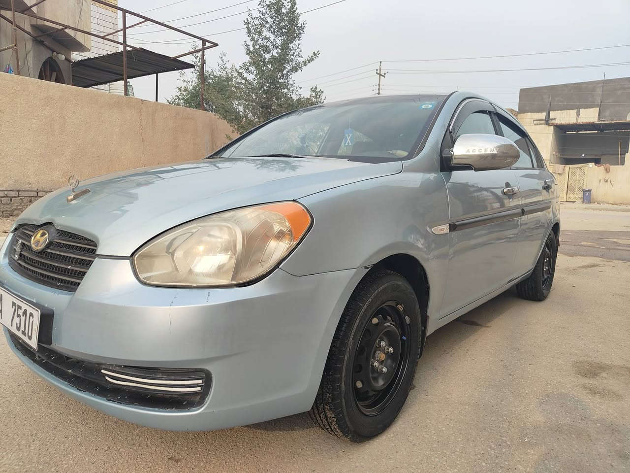 اكسنت 2009 بسمي مداور مباشر السياره مكفوله كفاله عامه من الضربه وجاهزه من كلشي مصبوغه حزام جماليه سبب الجراد طخم تاير وحداديه وتبريد وكهربائيات كله جاهز محرك 1600  وكير جدد جاهزه ما بيه كل نقص السعر 85 العنوان الناصريه /*********** /***********
