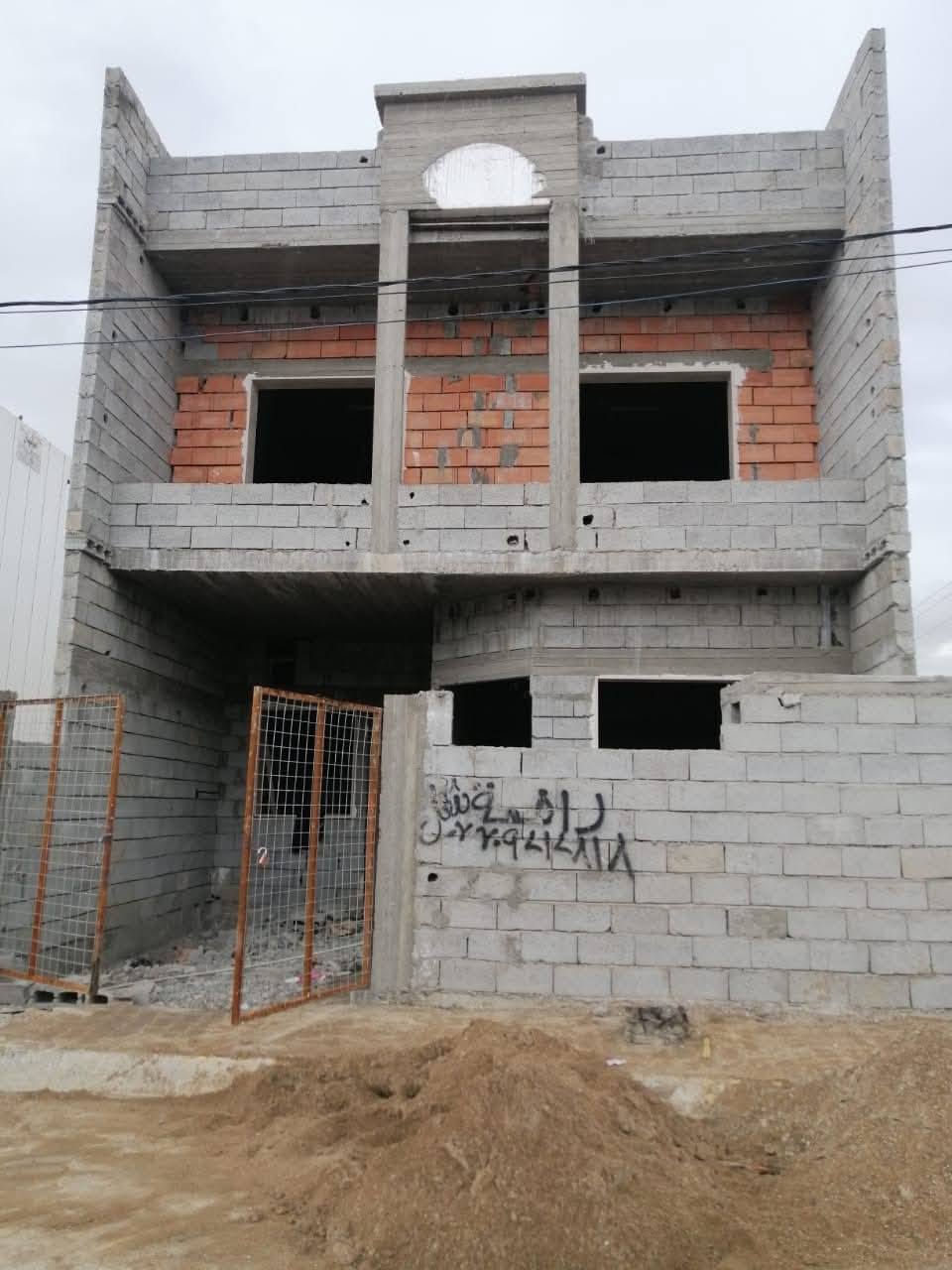 اني نجار قالب 🔨
وشرط الشغل درجه اولى🏣 دائمه اشتغل شغل يرضي الله
/ / اسعار مناسبه ان شاءالله /🏠  
اش عندك بنايات /دنك/ غرفه 
بيوت / كركوك فقط ،،،متفرغين حاليا 
 خابرني وتدلل شغل سريع ونضيف ان شاءالله
***********
***********
