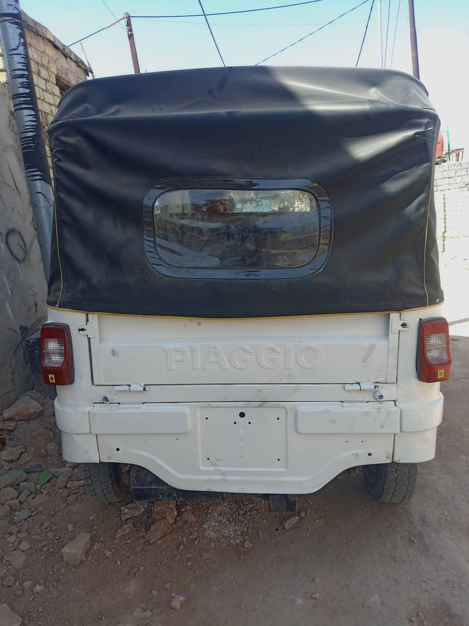 تكتك للبيع موديل 2018 محوره مكينه ستوته للاستفسار ***********.
الديوانيه عفك
