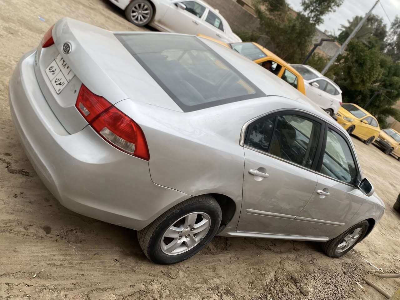 لوتز 2009 رقم دهوك تحويل وكالة
بيها قطعتين صبغ والهلالات وبيها بارد بدون دواخل السيارة جاهزة سعر مناسب *********** مكاني ديوانية
