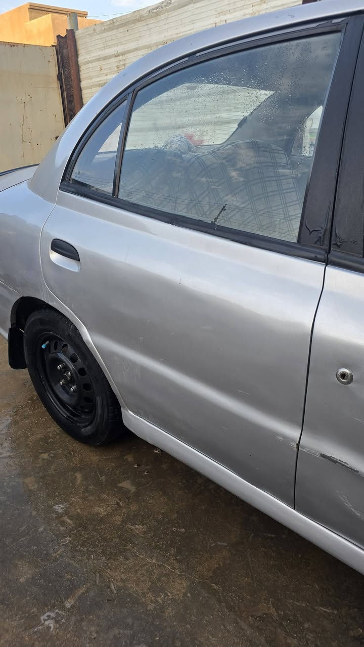 ريو ٢٠٠٣ خصوصي بغداد للبيع
السلام عليكم للبيع كيا ريو 2003
لون رصاصي فضي
سنوية باسمي
سيارة اعتيادية بحالة جيدة
السعر ٤٣ ورقة وبي مجال
السيارة شخطتها بالصفحة اليمنة (موجودة صورها) وصبغتها حزام وباقي التفاصيل شتسال اجاوبك تعليقات او اتصال او تطلب صورة معينة 
***********
