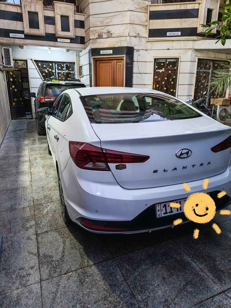 سلام عليكم
النترا خليجي موديل 2019 فول مواصفات محرك 2000.بصمه . فتحه. جلد الخ.... السياره بيها صبغ الجاملغ الخلفي فقط ماشيه 59الف السياره كلشي بيها ع بلاد سعرها 148 مكاني بغداد_العطيفيه للاستفسار ***********
