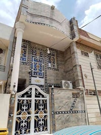 دار للبيع مساحة 62م حي الجامعه شارع 10 على ساحه بناء طابقين نضيف جدا ق...