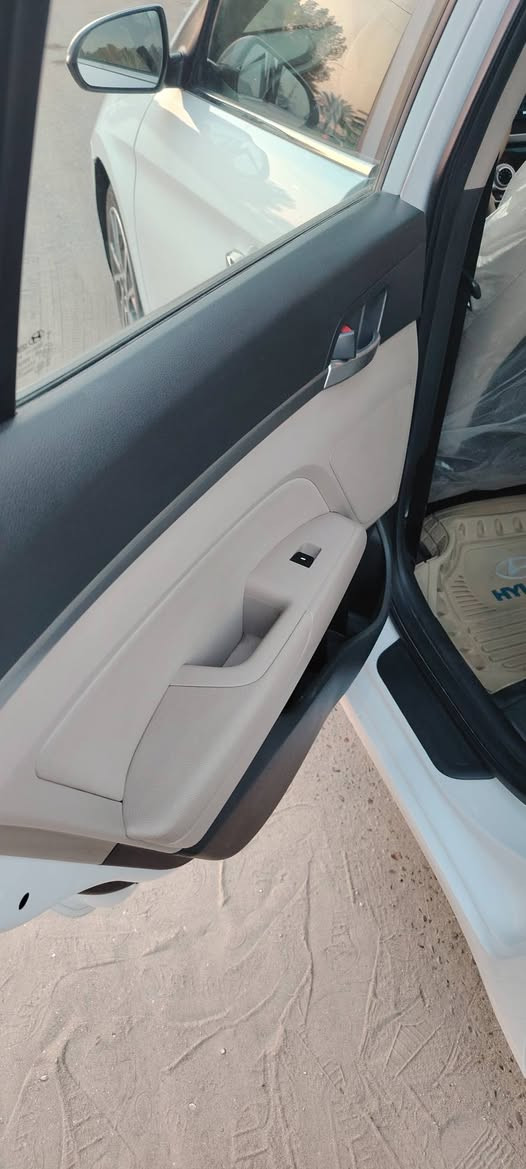 النترا للبيع مديل 2020 خليجي رقم. بغداد جديد سياره كفاله عامه سياره مال جناي نضيفه وحلوه فول مواصفات دبل ايرباك ماشيه 117 مداور ثاني يوم السعر 178وبيه مجال بسيط مكان كربلاء ***********
