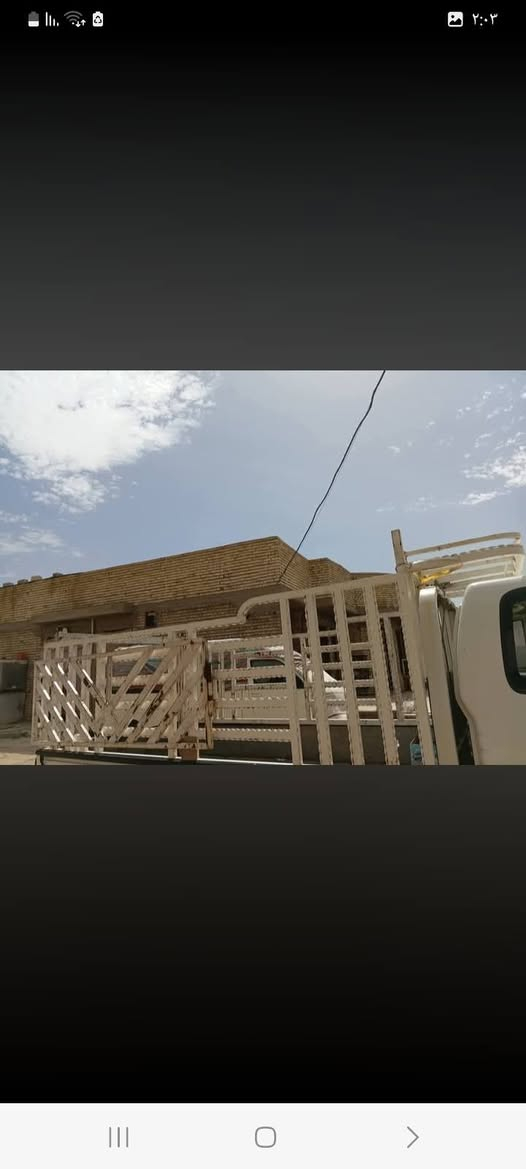 السلام عليكم محجر للبيع مال كيا
المكان بغداد المعامل السعر225وبي مجال 

الاتصال على الرقم ***********
