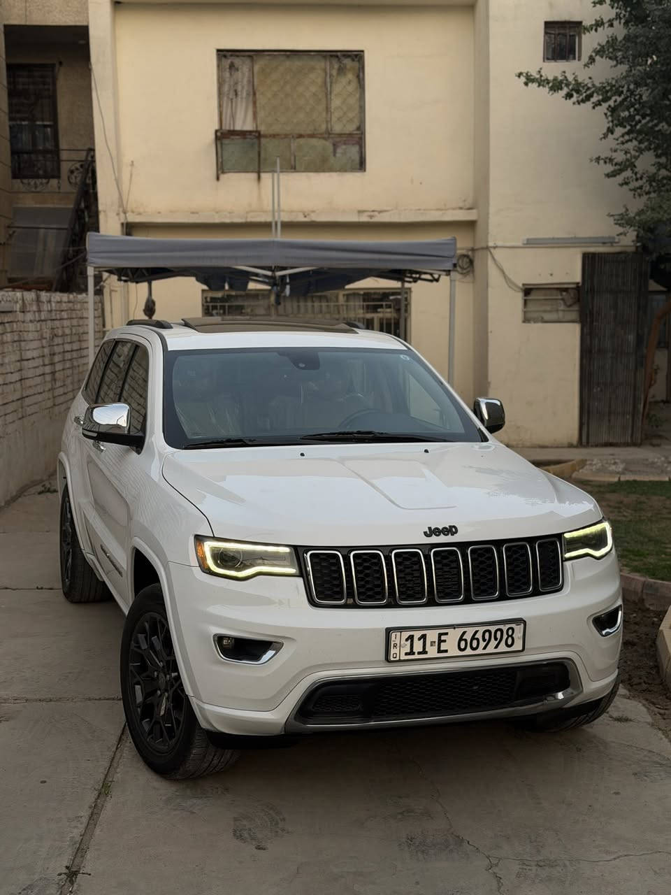 سلام عليكم
موديل 2018  وارد امريكي كلين تايتل كفاله عامه 

جيب كراند شيروكي  لمتدد بلاص داخل كريمي 

ماشيه 63 الف 

سياره بسمي رقم بغداد 

عنواني بغداد الدوره 

***********
