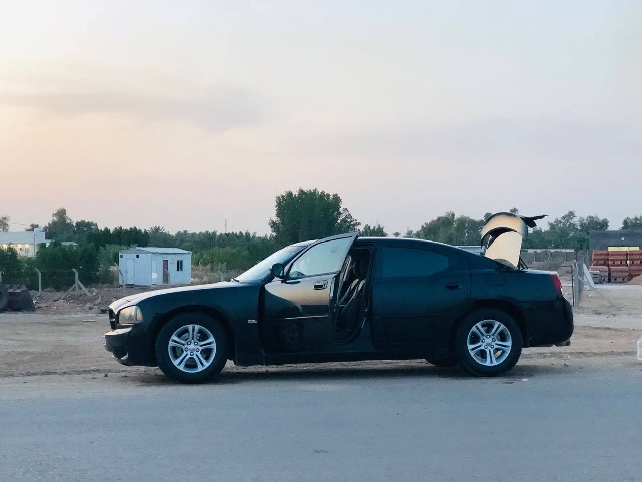 جارجر ٢٠٠٩ سليمانيه بسمي كلين الرقم الدولي  هزه جديده سنويه جديده محرك ٣٥٠٠ اصل كفاله عامه فقط شويه بارد السعر ١٣٠ مجال بسيط جدا حك الجيه وترهم مراوس حسب القناعة سياره جاهزه هذا رقم صاحب السياره مكلف بنشر اتصل عليه
***********
*********** ديوانية, القادسية
