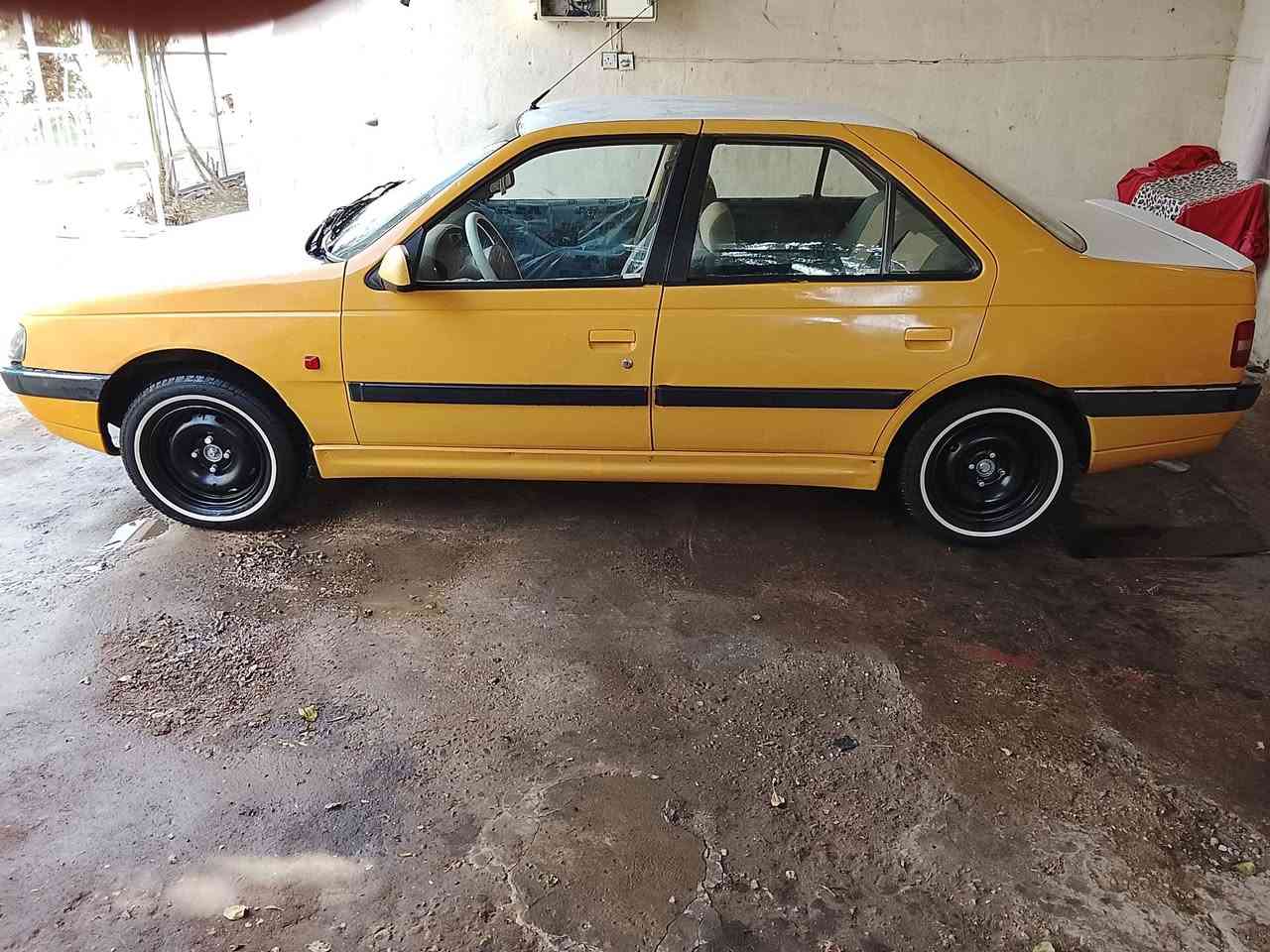 سلام عليكم سياره بيجو 2013 رقم بغداد بسمي هيئة غرامات مصفرة ابيع عقد مروري سيارة مكانهة  كربلاء تخم تاير جديد بطاين جدد كشنات جدد تنتة جديدة كهربائيات وضع الشركه تبريدهة ثلج سايد بريك شغال سستم سماعات سنوية ما صاقطة هزة جديدة جام اربعتهن يصعدن وينزلن سيارة كل نقص مابيهة فقط بس جاملق خلفي سعر 40 قفل رقم الهاتف ***********
